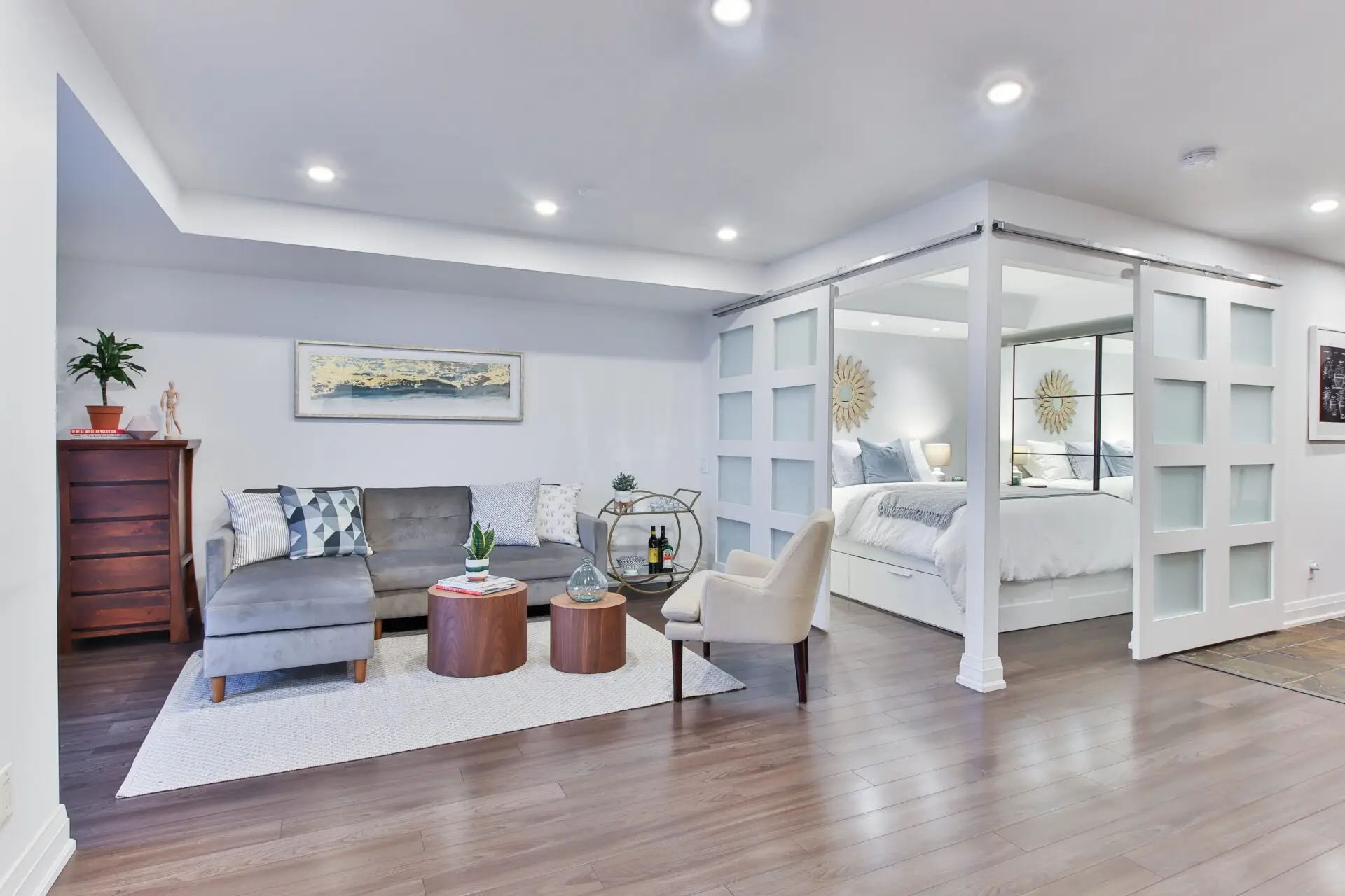 White lighting in bedroom spotlights. colour Temperature
